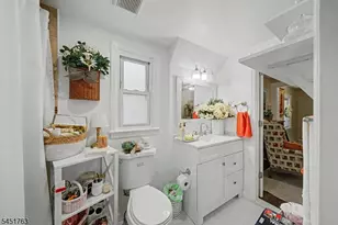 315 Elizabeth St, Orange, NJ 07050 - Photo 20