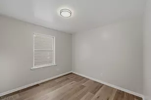629 S 18th St, Newark, NJ 07103 - Photo 24