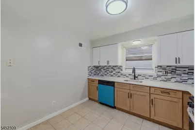 629 S 18th St, Newark, NJ 07103 - Photo 14
