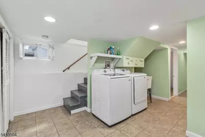1320 Liberty Ave, Union Township, NJ 07083 - Photo 10