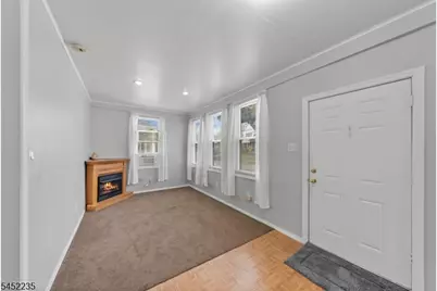 73 Berkeley Ave, Bloomfield, NJ 07003 - Photo 6