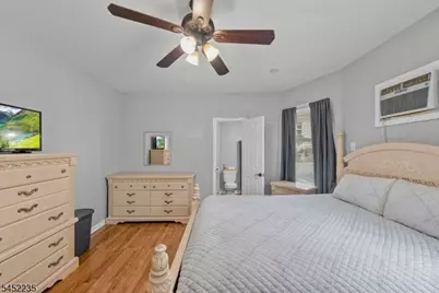 73 Berkeley Ave, Bloomfield, NJ 07003 - Photo 14