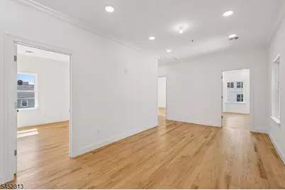 29-31 S 2nd St, Elizabeth, NJ 07206 - Photo 12