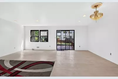71 Highview Dr, Woodbridge Township, NJ 07095 - Photo 6