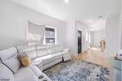 203 Queen Anne Rd, Bogota, NJ 07603 - Photo 6
