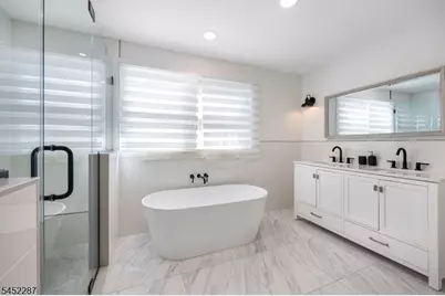 203 Queen Anne Rd, Bogota, NJ 07603 - Photo 22