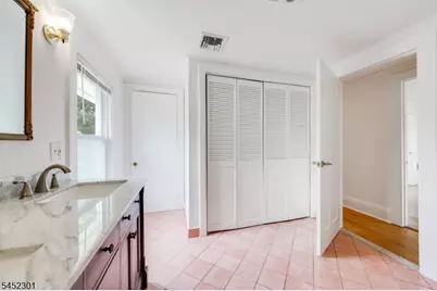 275 E Mt Pleasant Ave, Livingston, NJ 07039 - Photo 34