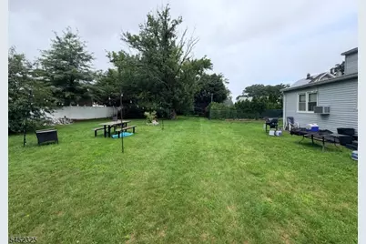 25 Lyall Rd, Clifton, NJ 07012 - Photo 4