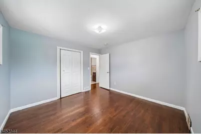 23 W Henry Pl, Woodbridge Township, NJ 08830 - Photo 14