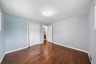 23 W Henry Pl, Woodbridge Township, NJ 08830 - Photo 14
