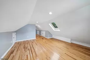 23 W Henry Pl, Woodbridge Township, NJ 08830 - Photo 20