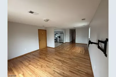 821 Jackson Ave #2, Linden, NJ 07036 - Photo 4