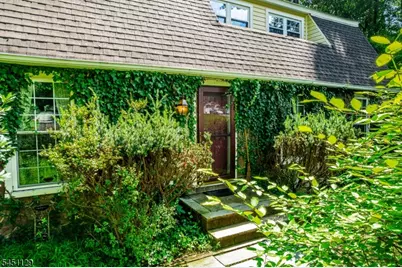 5 Pepper Ln, Roxbury Township, NJ 07876 - Photo 1