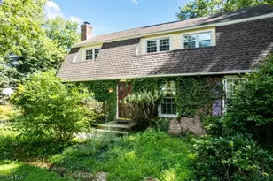5 Pepper Ln, Roxbury Township, NJ 07876 - Photo 2