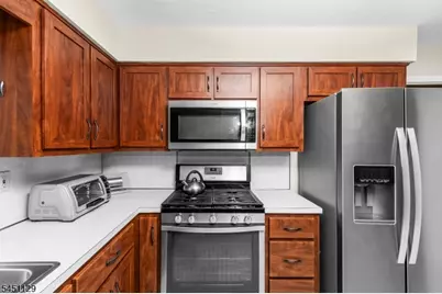 5 Pepper Ln, Roxbury Township, NJ 07876 - Photo 8