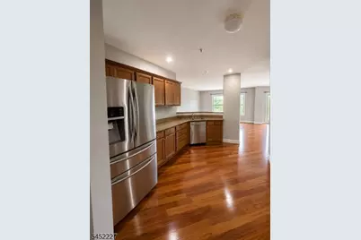 125 The Promenade #125, Edgewater, NJ 07020 - Photo 18