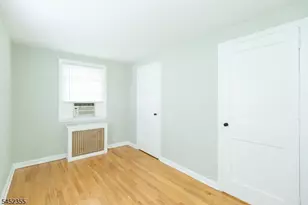 11 Mayfield Pl, Metuchen, NJ 08840 - Photo 22
