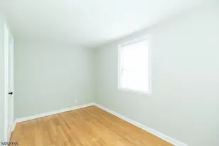 11 Mayfield Pl, Metuchen, NJ 08840 - Photo 20
