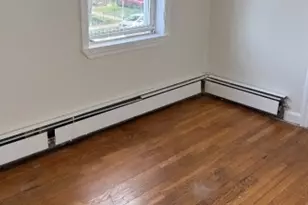 946 W 6th St, Plainfield, NJ 07063 - Photo 2