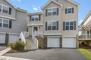 127 Sowers Dr, Mount Olive, NJ 07840 - Photo 1