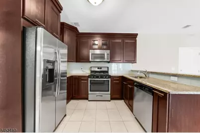 102 E Elizabeth Ave #309, Linden, NJ 07036 - Photo 12