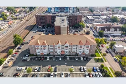 102 E Elizabeth Ave #309, Linden, NJ 07036 - Photo 22