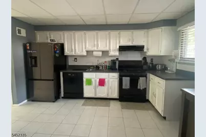 901F Merritt Dr, Hillsborough Township, NJ 08844 - Photo 6
