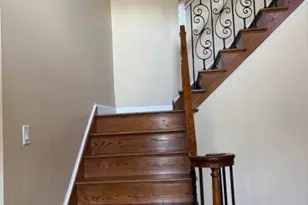 17 Aaron Ct, Bridgewater, NJ 08807 - Photo 2