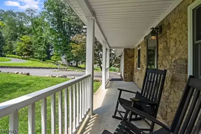 55 Shawnee Trl, Sparta Township, NJ 07871 - Photo 4