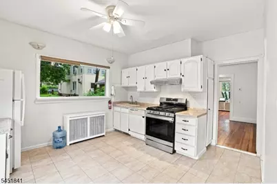 41 N 14th St, Hawthorne, NJ 07506 - Photo 18