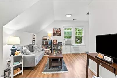 41 N 14th St, Hawthorne, NJ 07506 - Photo 2