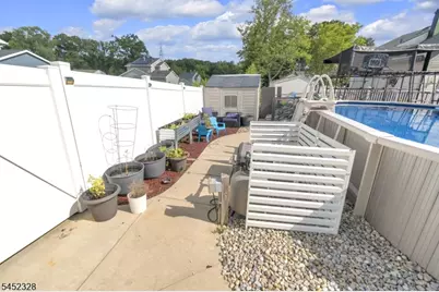4 Carter Pl, Sayreville, NJ 08859 - Photo 34