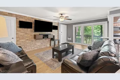 60 Deanna Dr, Apt #159, Hillsborough Township, NJ 08844 - Photo 4