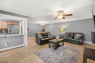 60 Deanna Dr Apt, Hillsborough Township, NJ 08844 - Photo 6