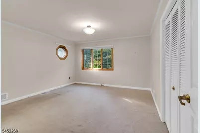 9 Belaire Dr, Roseland, NJ 07068 - Photo 20