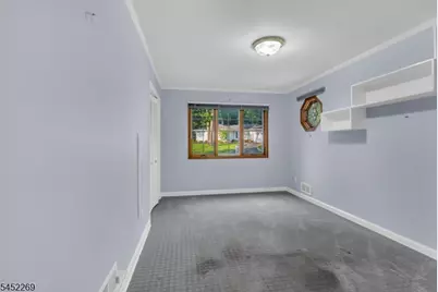 9 Belaire Dr, Roseland, NJ 07068 - Photo 28