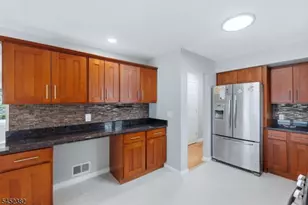 88 6th St, Clifton, NJ 07011 - Photo 14