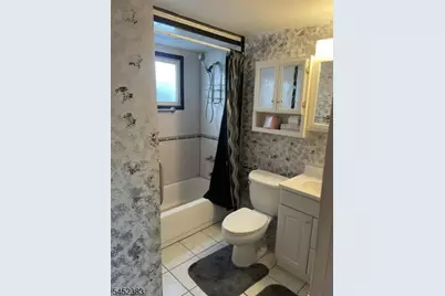 100 Wortylko St, Carteret, NJ 07008 - Photo 42