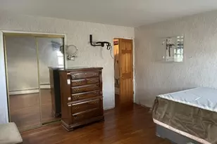 100 Wortylko St, Carteret, NJ 07008 - Photo 18