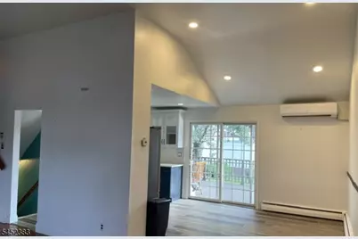 100 Wortylko St, Carteret, NJ 07008 - Photo 16