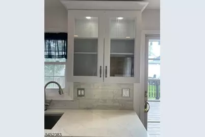 100 Wortylko St, Carteret, NJ 07008 - Photo 6