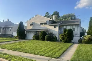 100 Wortylko St, Carteret, NJ 07008 - Photo 2