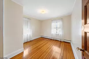710 Bailey Ave, Elizabeth, NJ 07208 - Photo 14