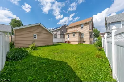 710 Bailey Ave, Elizabeth, NJ 07208 - Photo 22