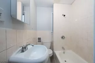 297 W Broadway, Paterson, NJ 07522 - Photo 6