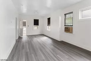 1036 Morris St, Roselle, NJ 07203 - Photo 18