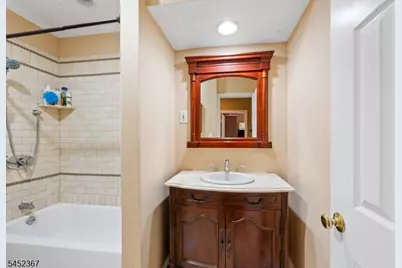 7 Hillcrest Rd, Montville Township, NJ 07082 - Photo 12