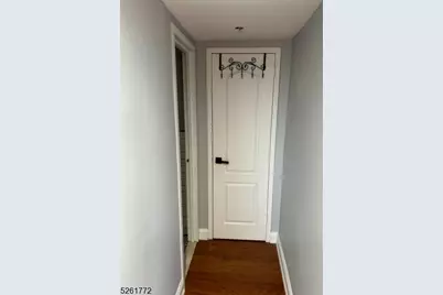 60 Parkway Dr #12J, East Orange, NJ 07017 - Photo 36