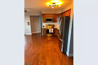 60 Parkway Dr #12J, East Orange, NJ 07017 - Photo 12