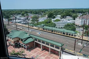 1 Carriage City Plz, Rahway, NJ 07065 - Photo 18